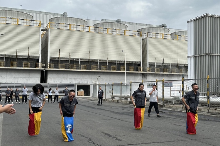 員工趣味運動會-袋鼠跳