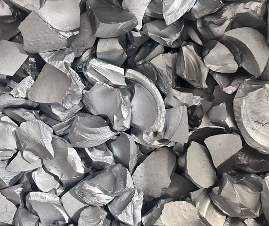 標(biāo)題：多晶硅塊料
瀏覽次數(shù)：356
發(fā)表時間：2025-05-28